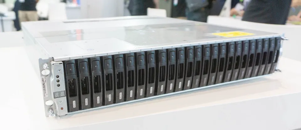 Lenovo-branded storage appliance based on NetApp technology